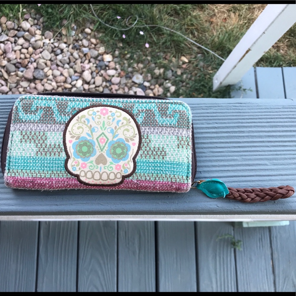 Cute sugar skull wallet 💀💗